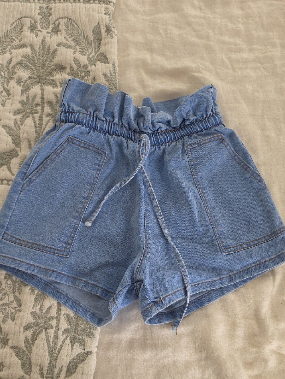 High-Waist Paperbag Denim Shorts - Light Blue